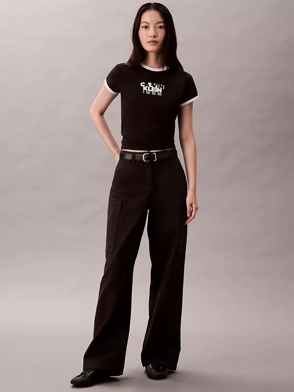 NWT Calvin Klein Cotton Canvas High Rise Cargo Pants, Washed Black – Size 8